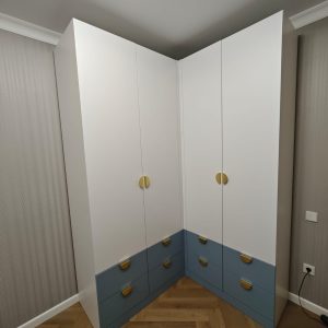 Угловой шкаф 821